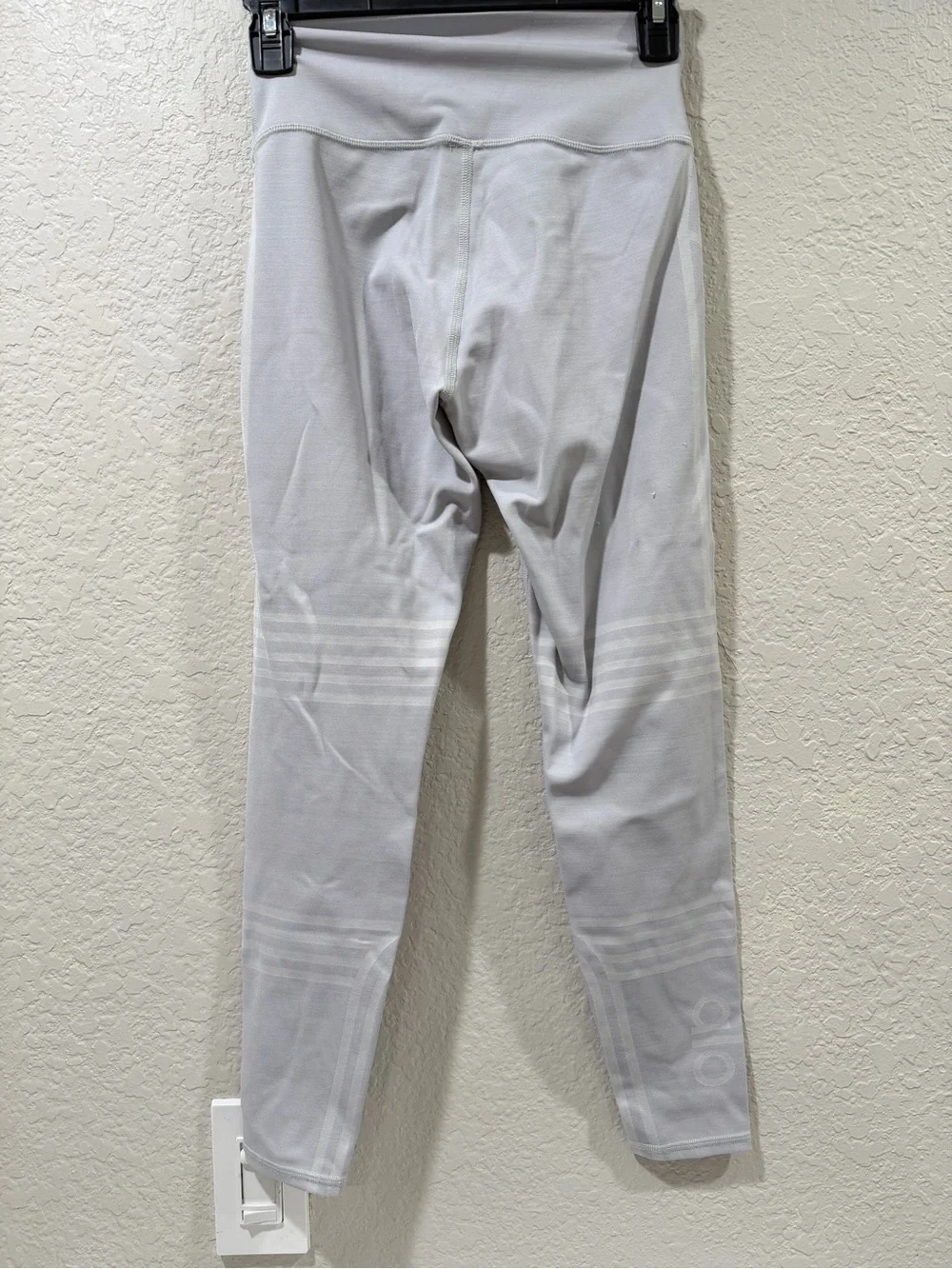 Alo Yoga High waisted Legging Size Small